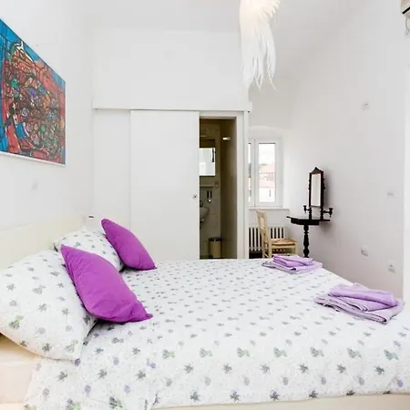 Marini Dvori - Two-bedroom With Terrace Apartamento *